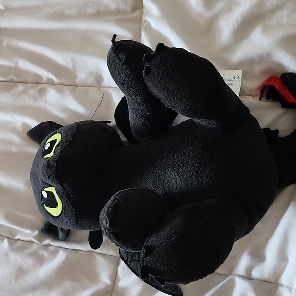 How To Train Your Dragon Toothless, Build a Bear plush - Picture 5 of 5